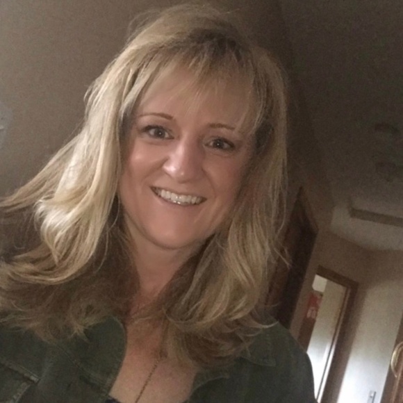 Meet your Posher, Kerrie - Picture 1 of 1